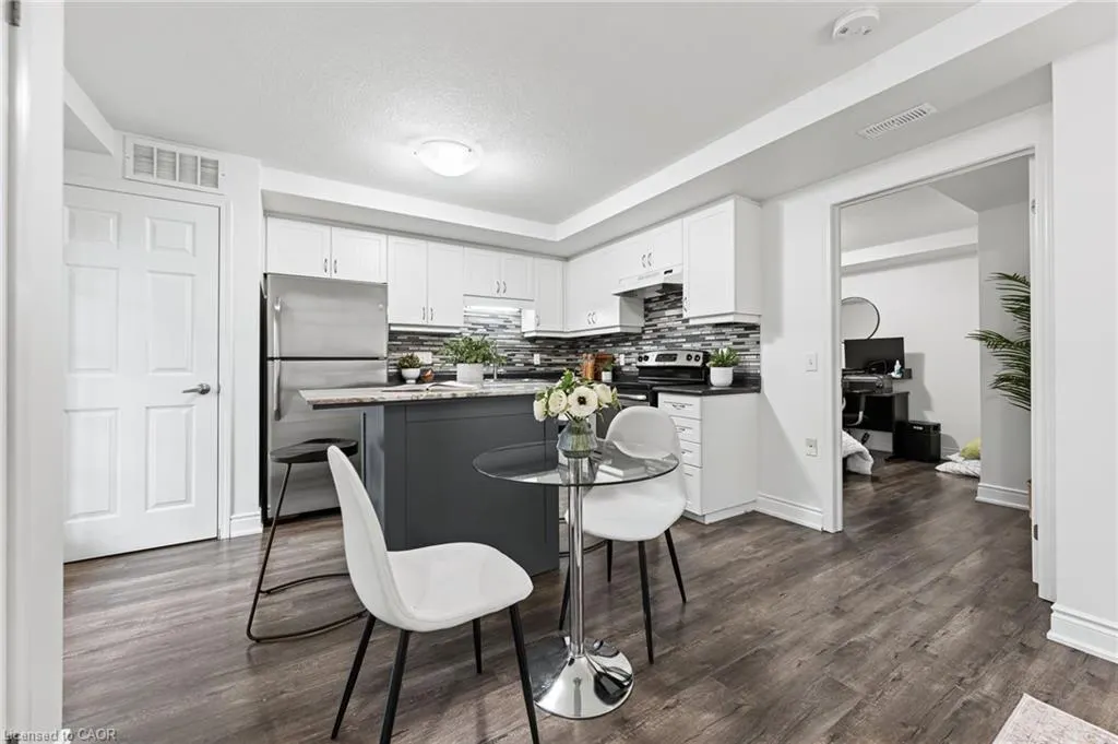 1460 Highland Road W, #6E
