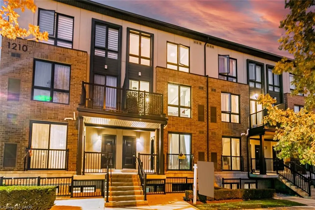 1210 Main Street, #203