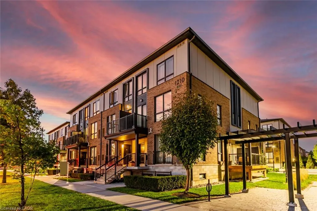 1210 Main Street, #203