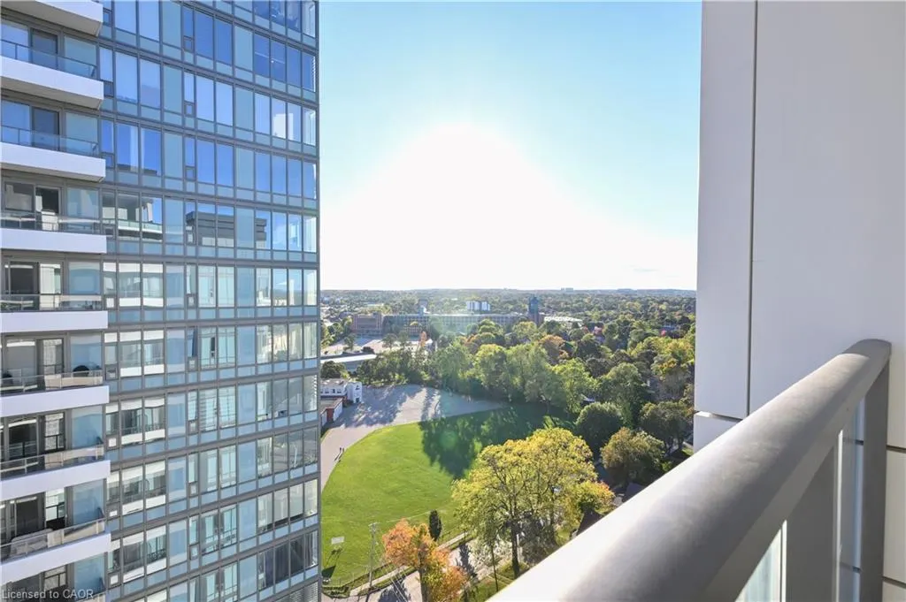 5 Wellington Street S, #1803