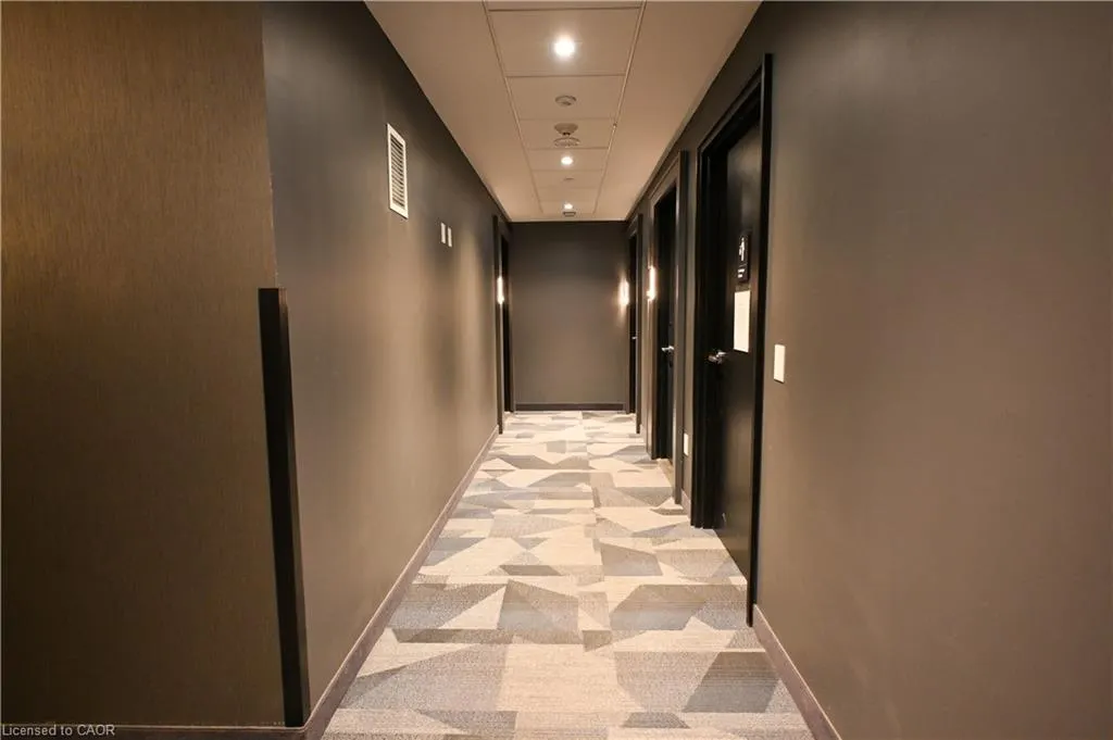 5 Wellington Street S, #1803