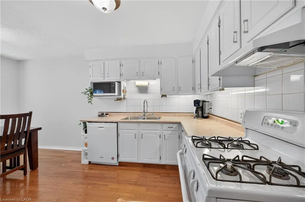 1011 White Oak Drive, #20