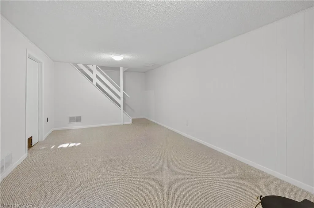 1011 White Oak Drive, #20