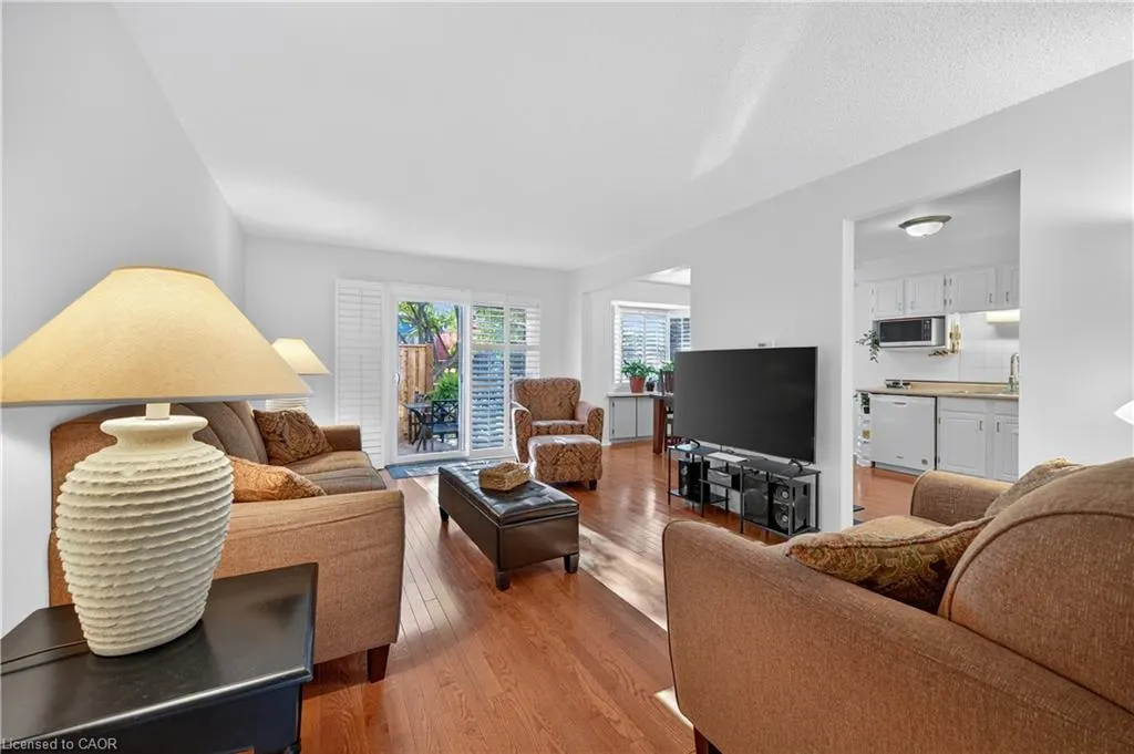 1011 White Oak Drive, #20