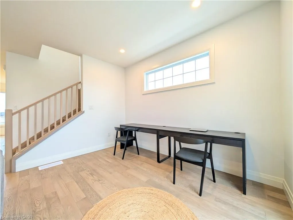 235 Kennington Way, #08