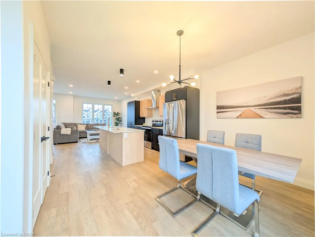 235 Kennington Way, #08
