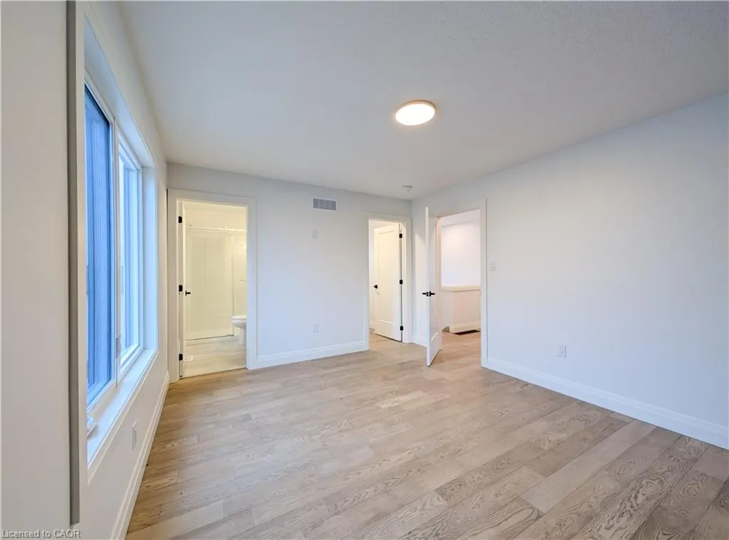 235 Kennington Way, #08