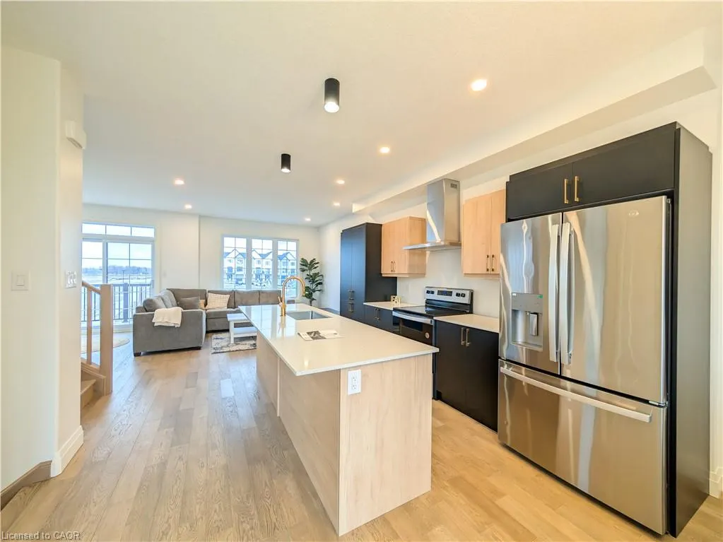 235 Kennington Way, #08