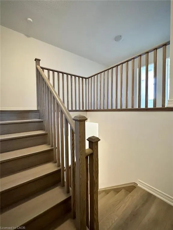 10 Lidstone Street
