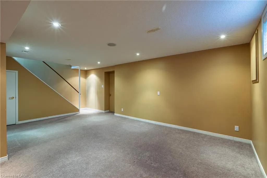 48 Windermere Court