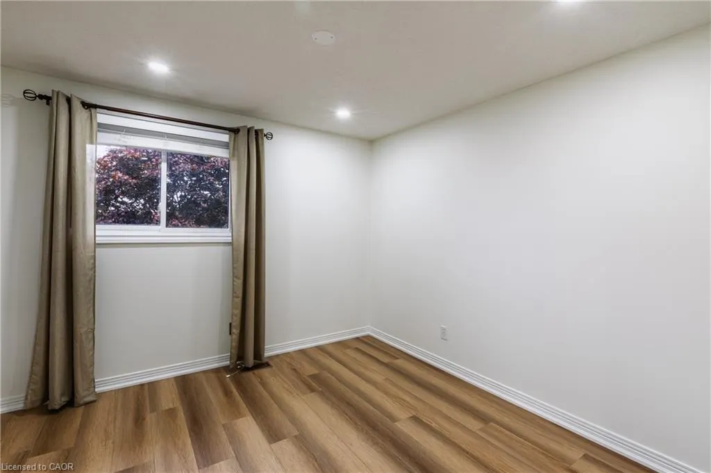 48 Windermere Court