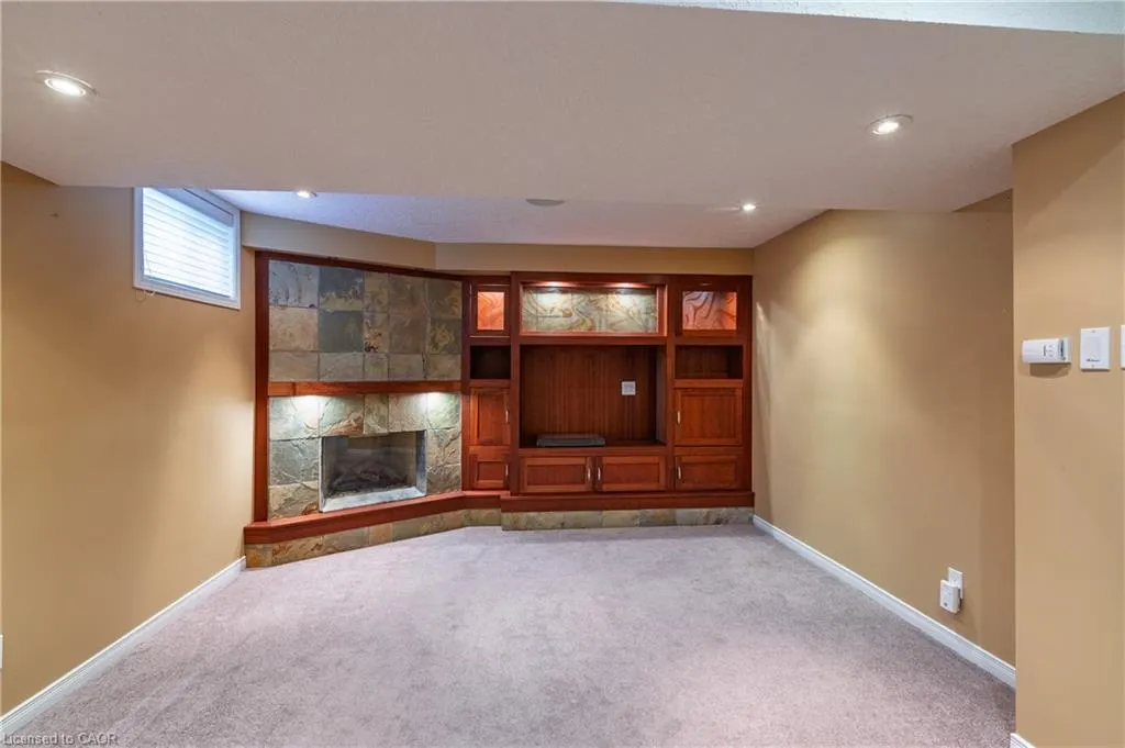48 Windermere Court