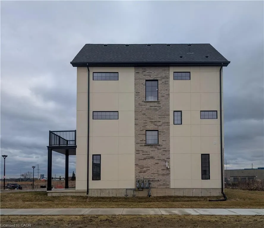 235 Kennington Way, #13