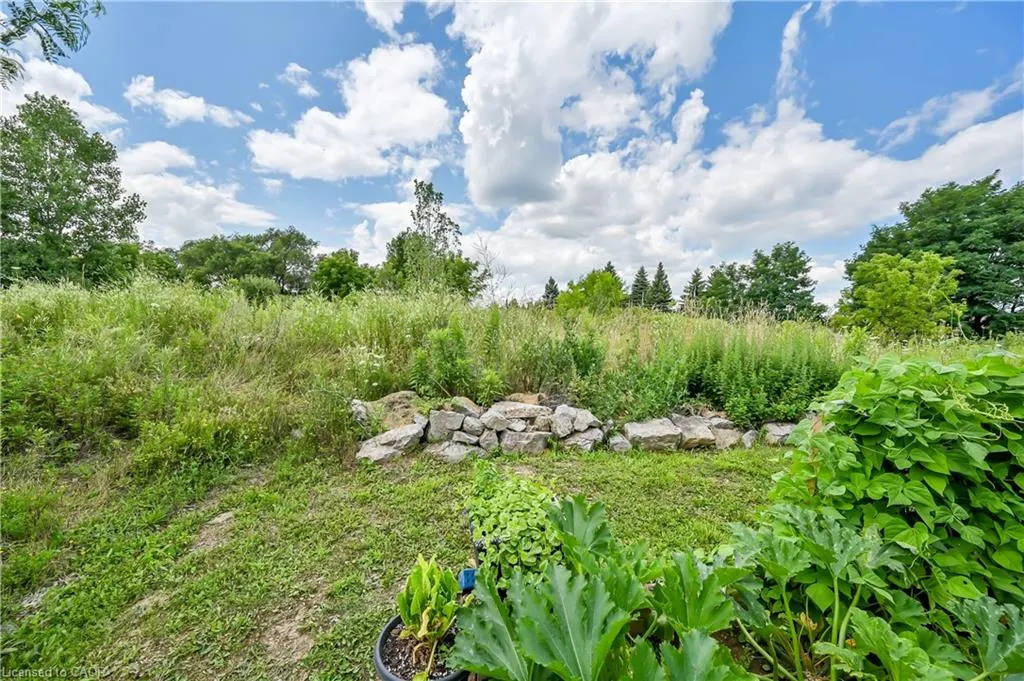 130 Chartwell Circle