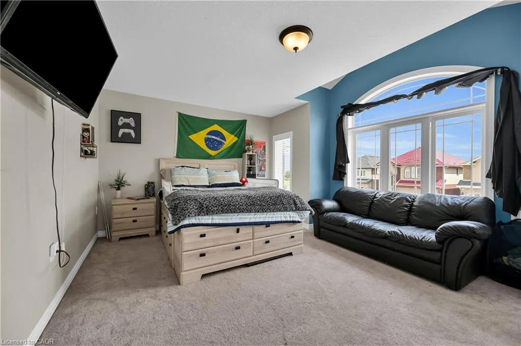 130 Chartwell Circle
