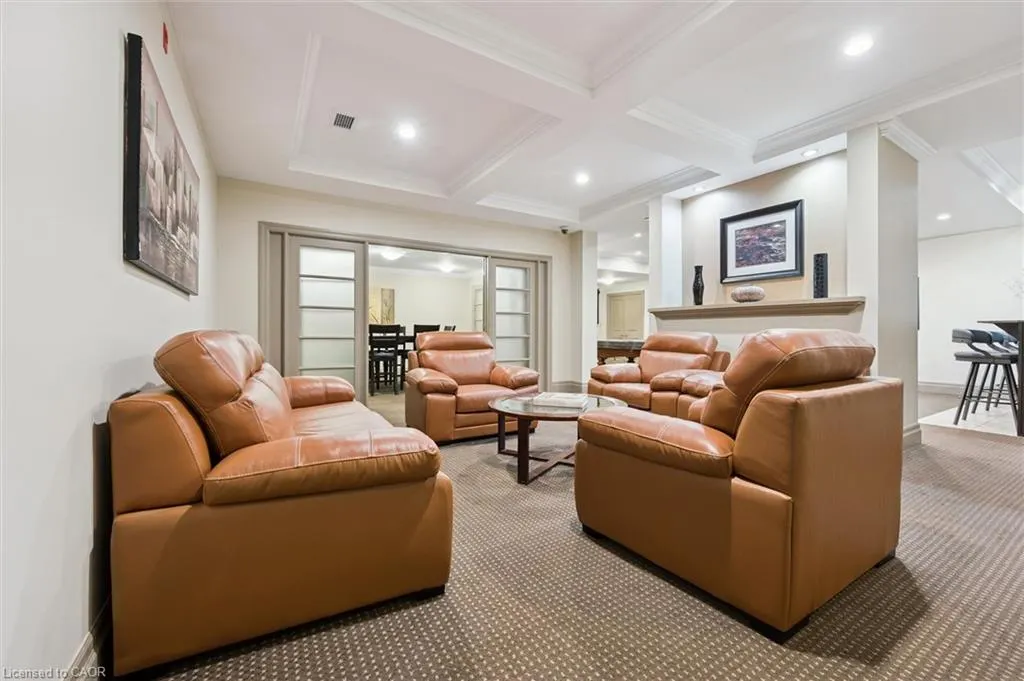 539 Belmont Avenue W, #809