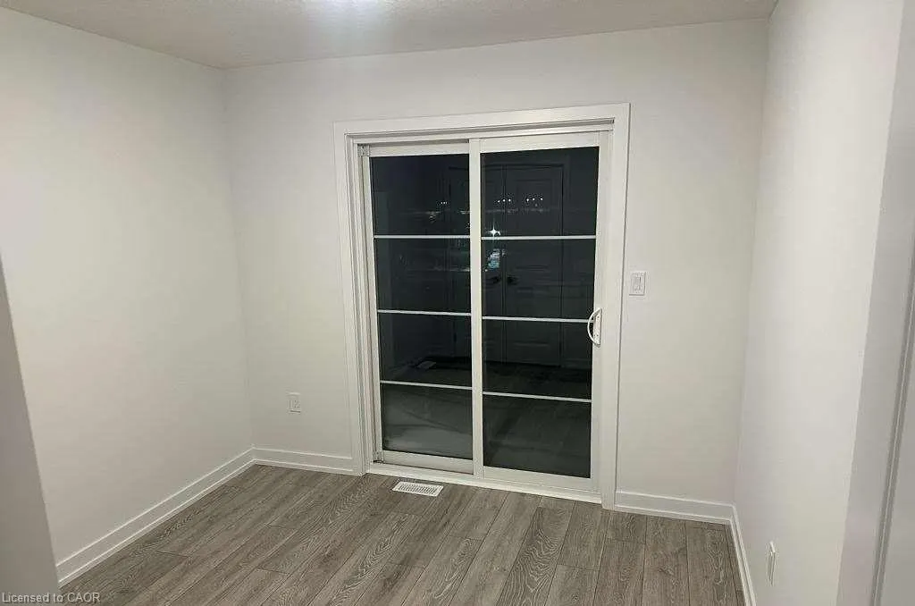 195 West Oak Trail