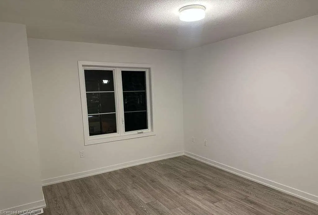 195 West Oak Trail