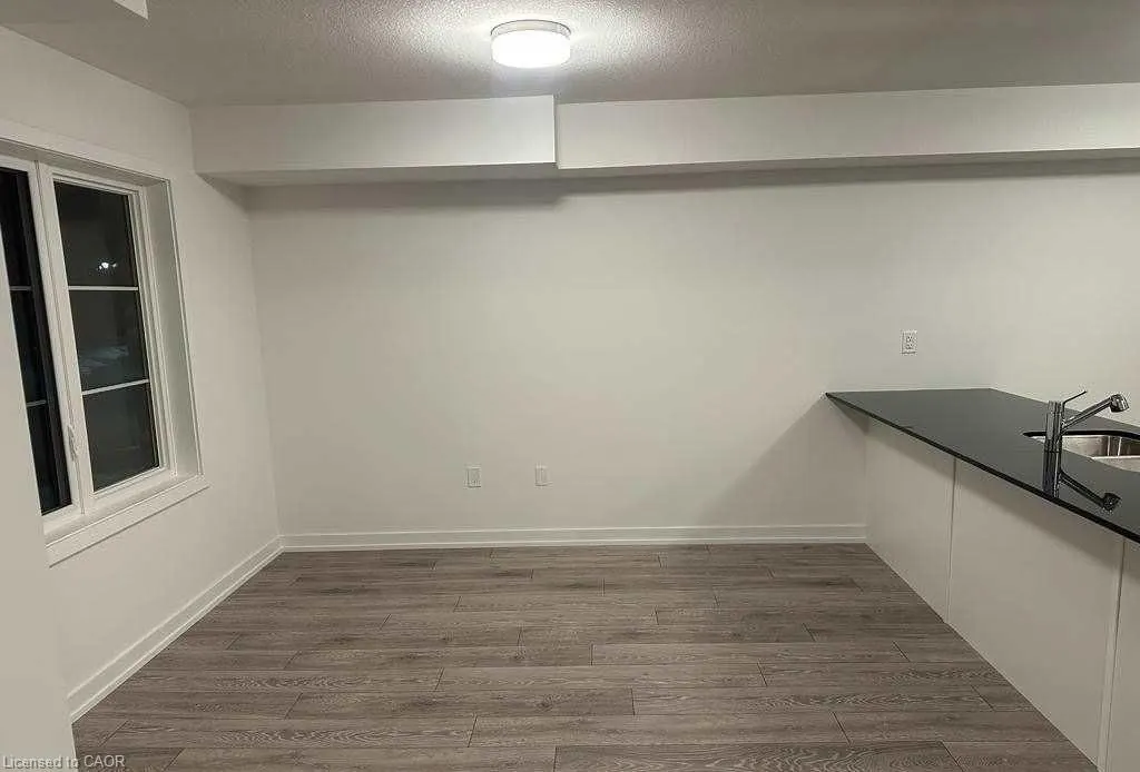 195 West Oak Trail