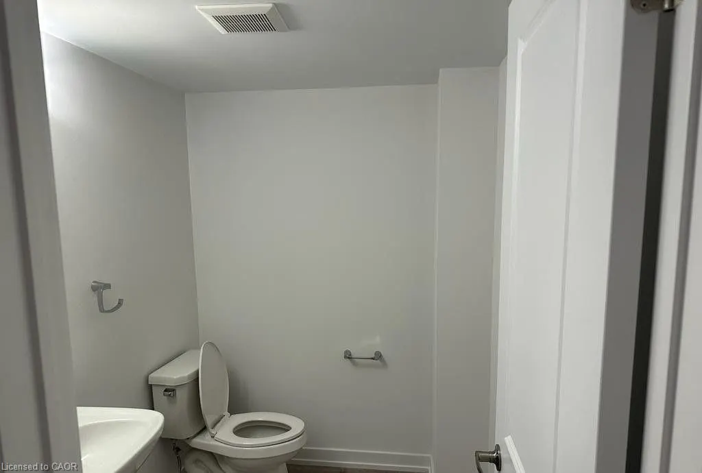 195 West Oak Trail