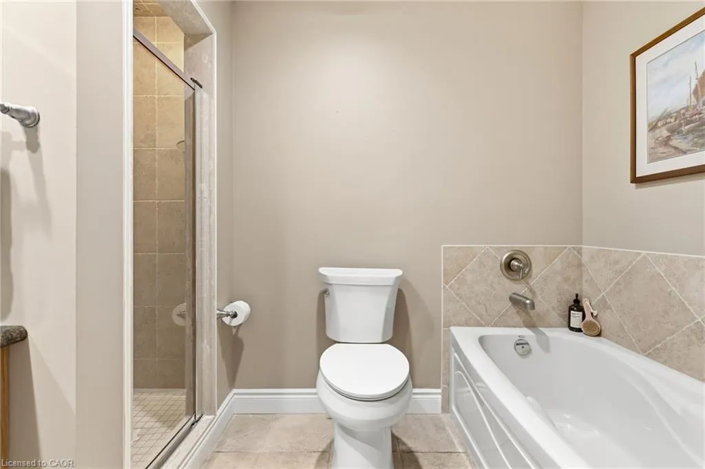 399 Elizabeth Street, #512