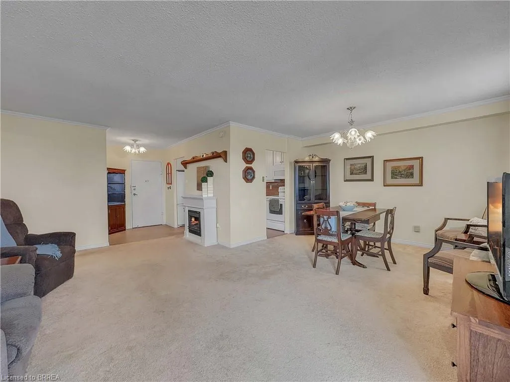 640 West Street, #101