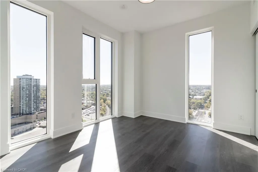 25 Wellington Street S, #2103