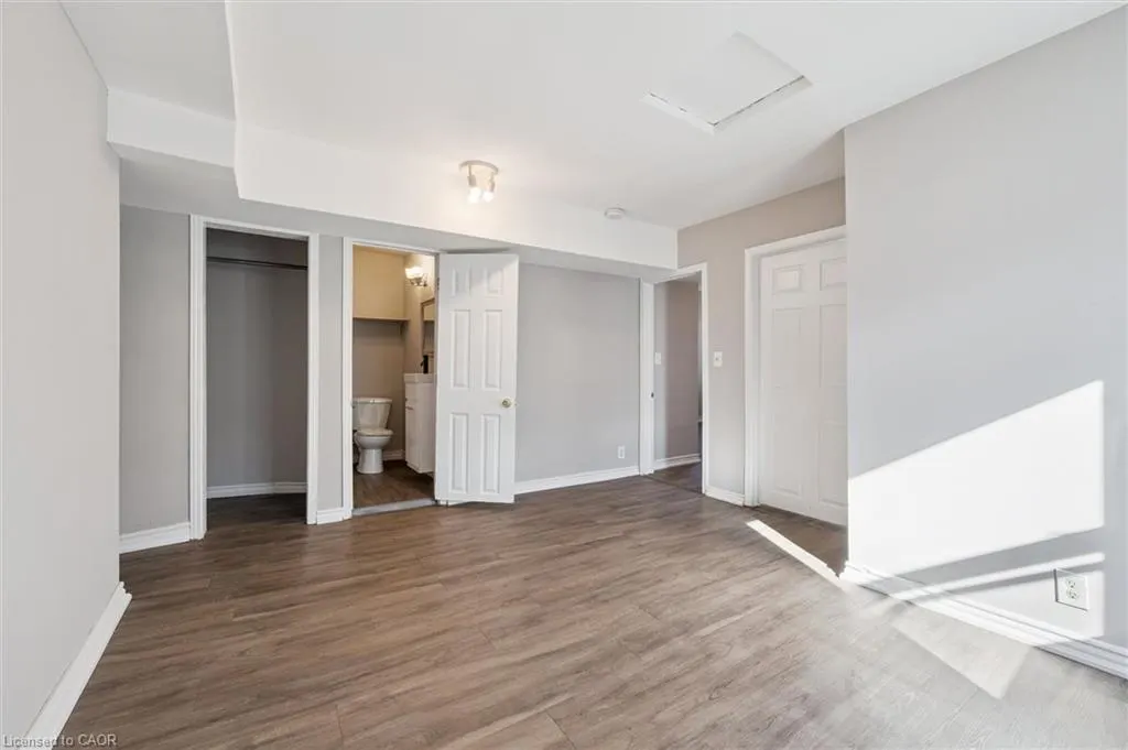 906 King Street E, #2C