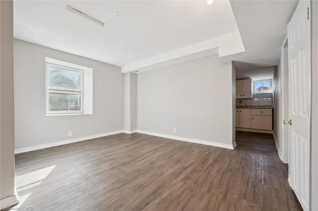 906 King Street E, #2C