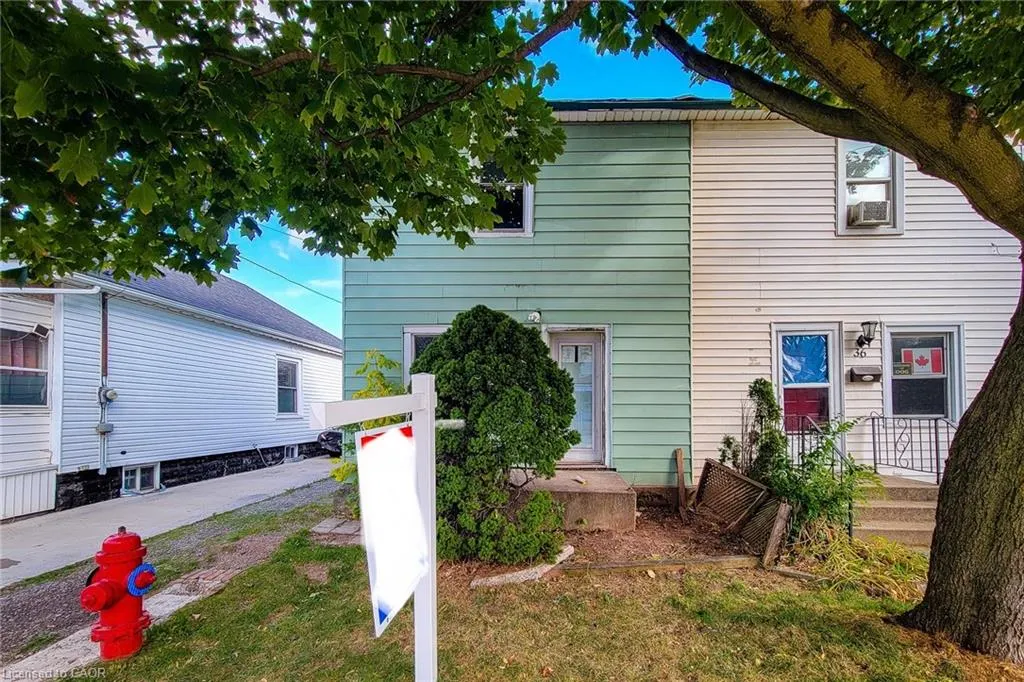 38 Ellis Avenue