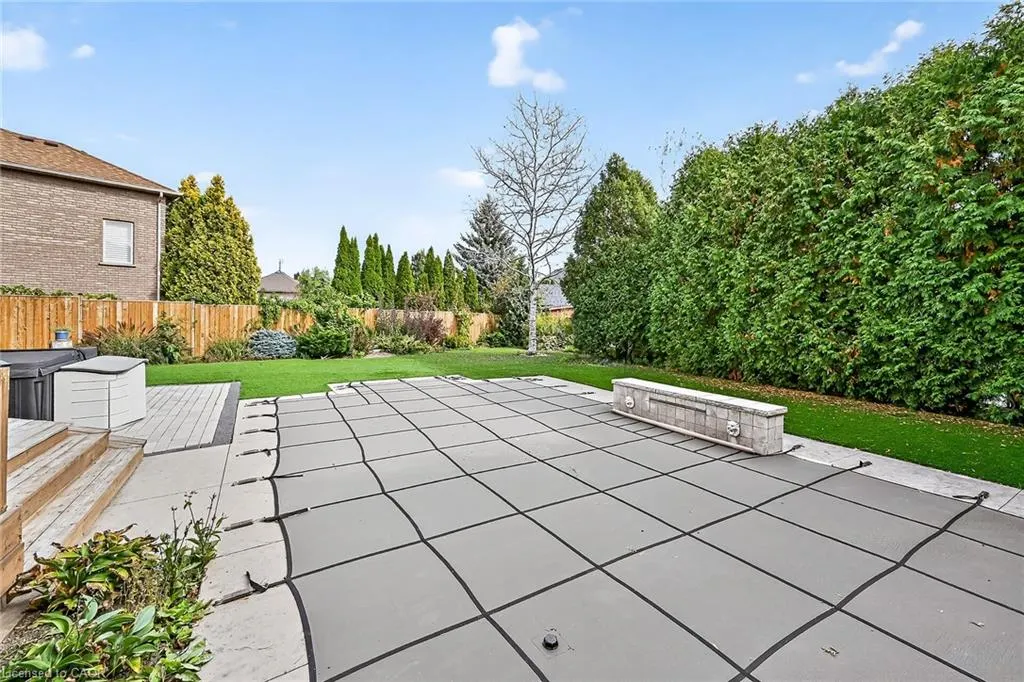 27 Surrey Drive