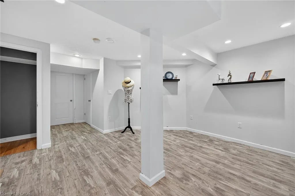27 Surrey Drive