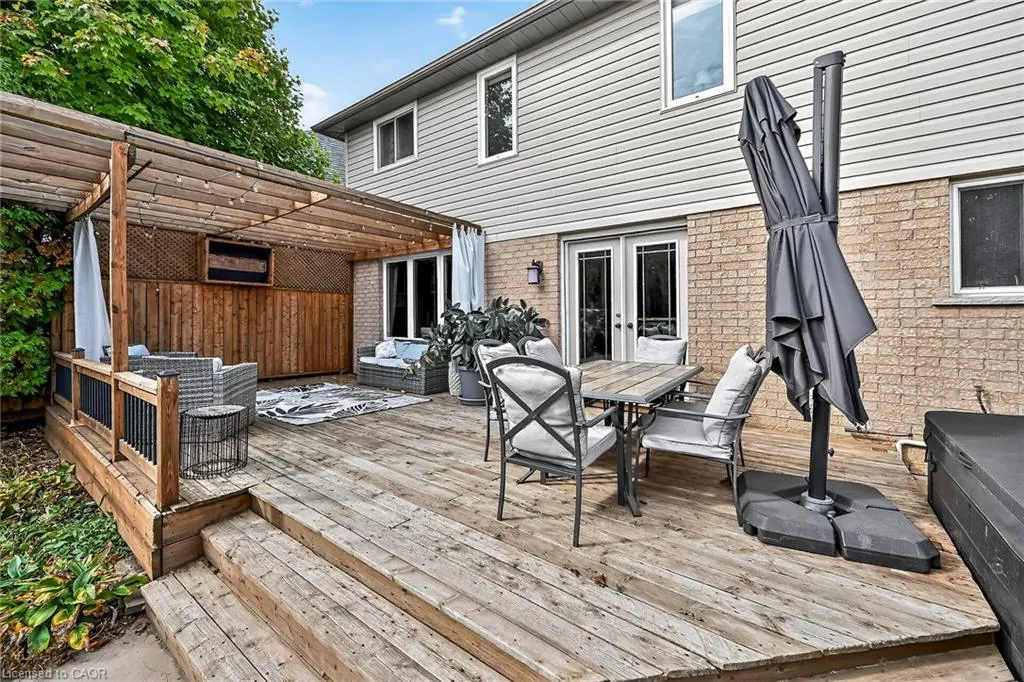27 Surrey Drive