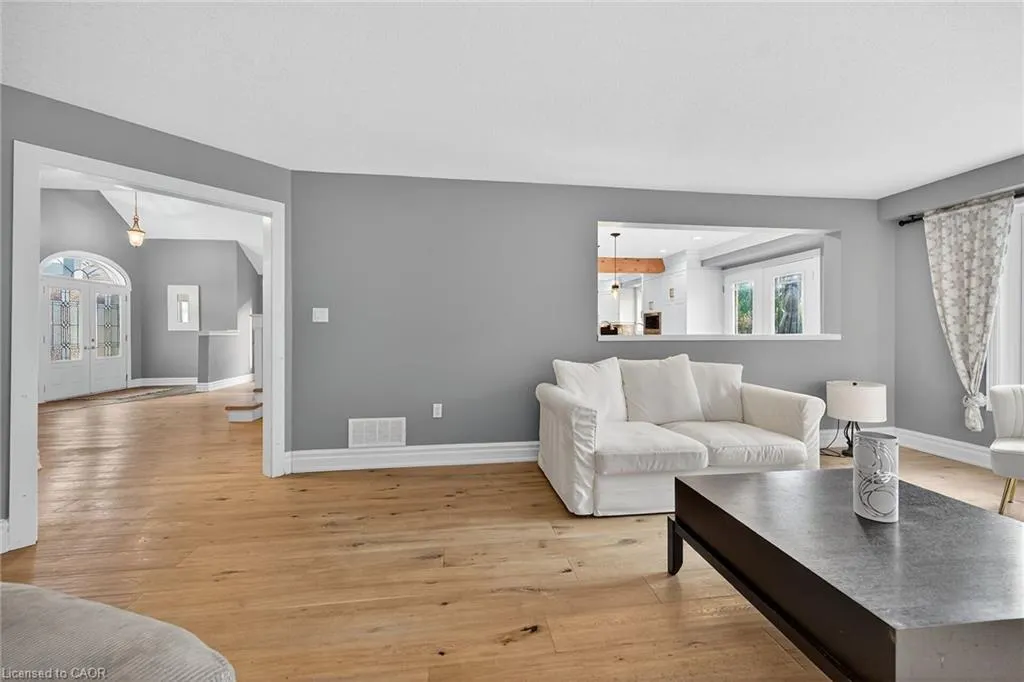 27 Surrey Drive
