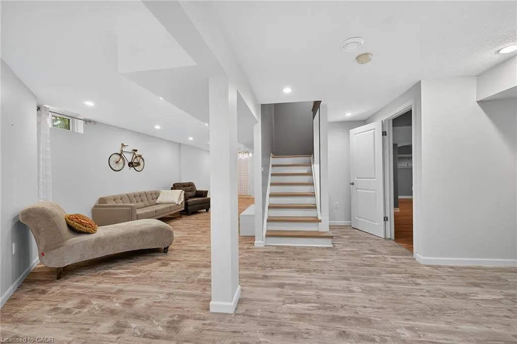 27 Surrey Drive