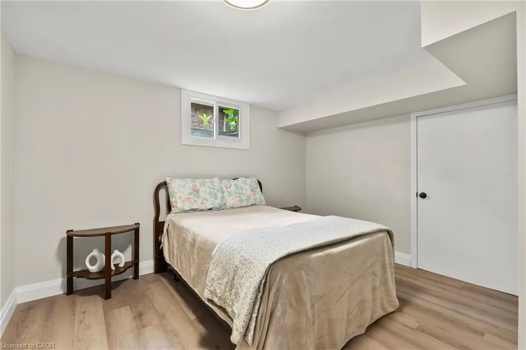 27 Daleview Crescent
