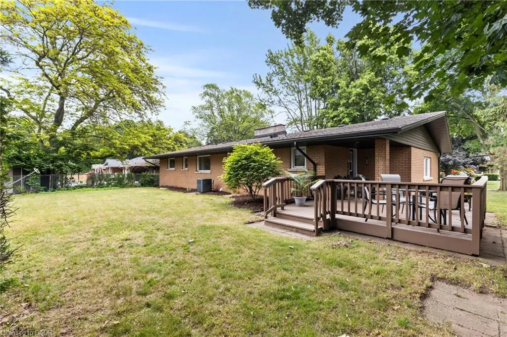 27 Daleview Crescent