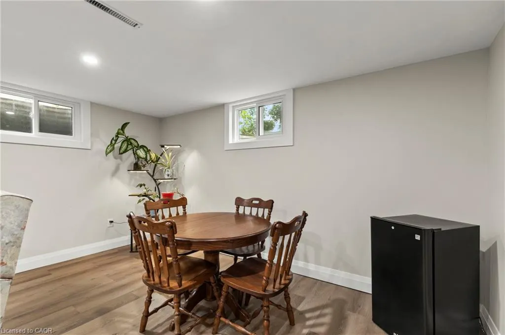 27 Daleview Crescent