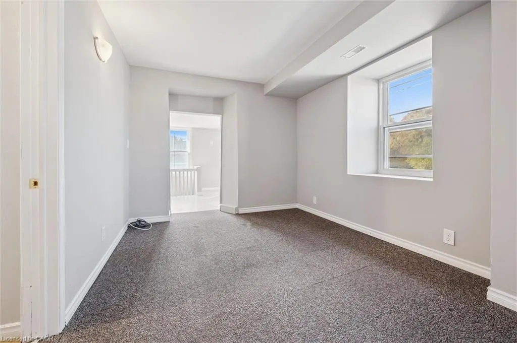 906 King Street E, #1C