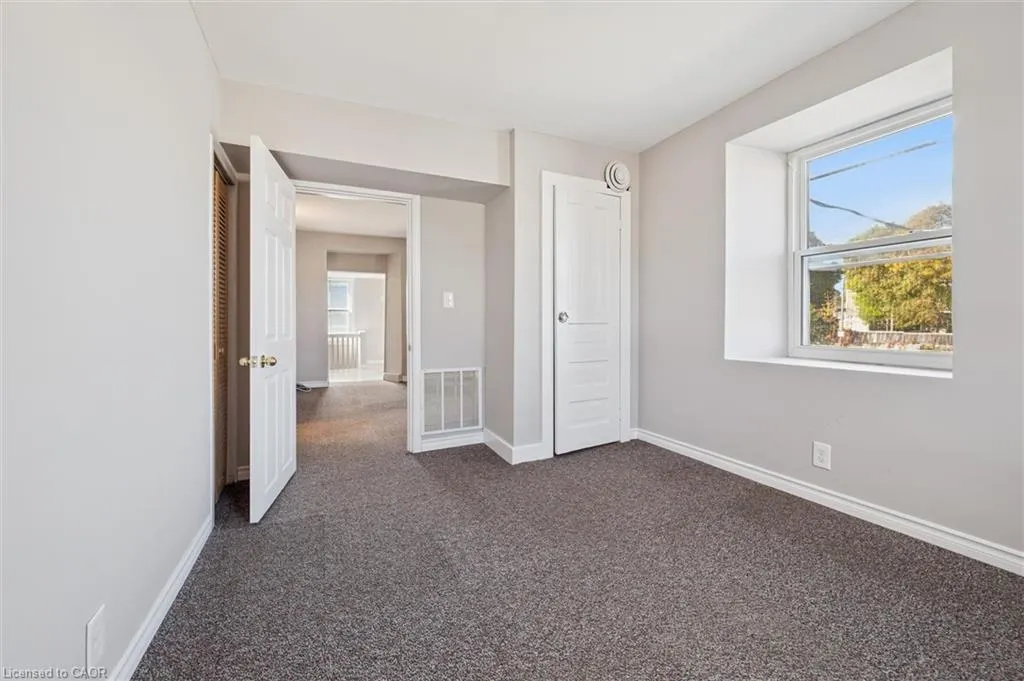 906 King Street E, #1C