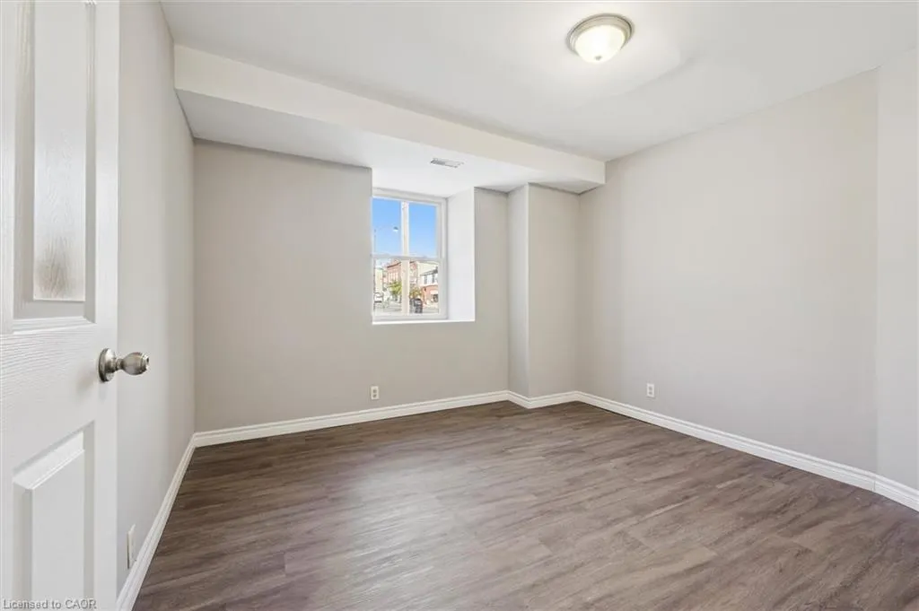 906 King Street E, #1A