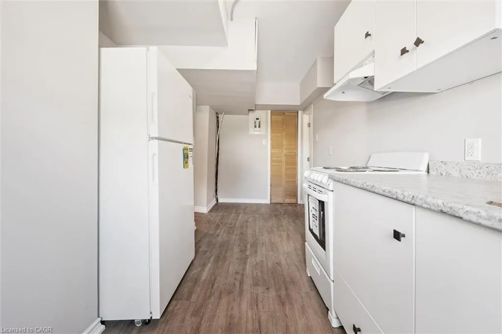 906 King Street E, #1A