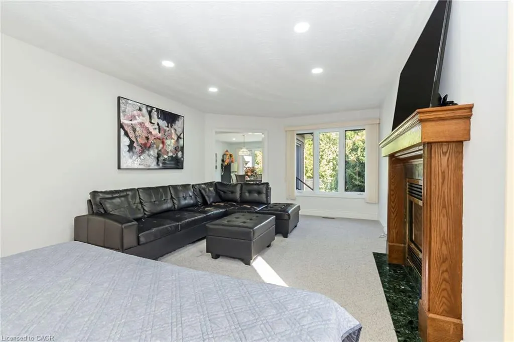 126 Montmorency Drive