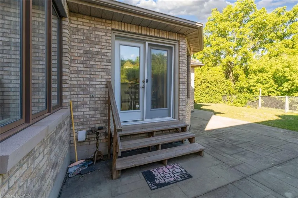 126 Montmorency Drive