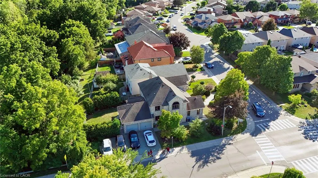 126 Montmorency Drive