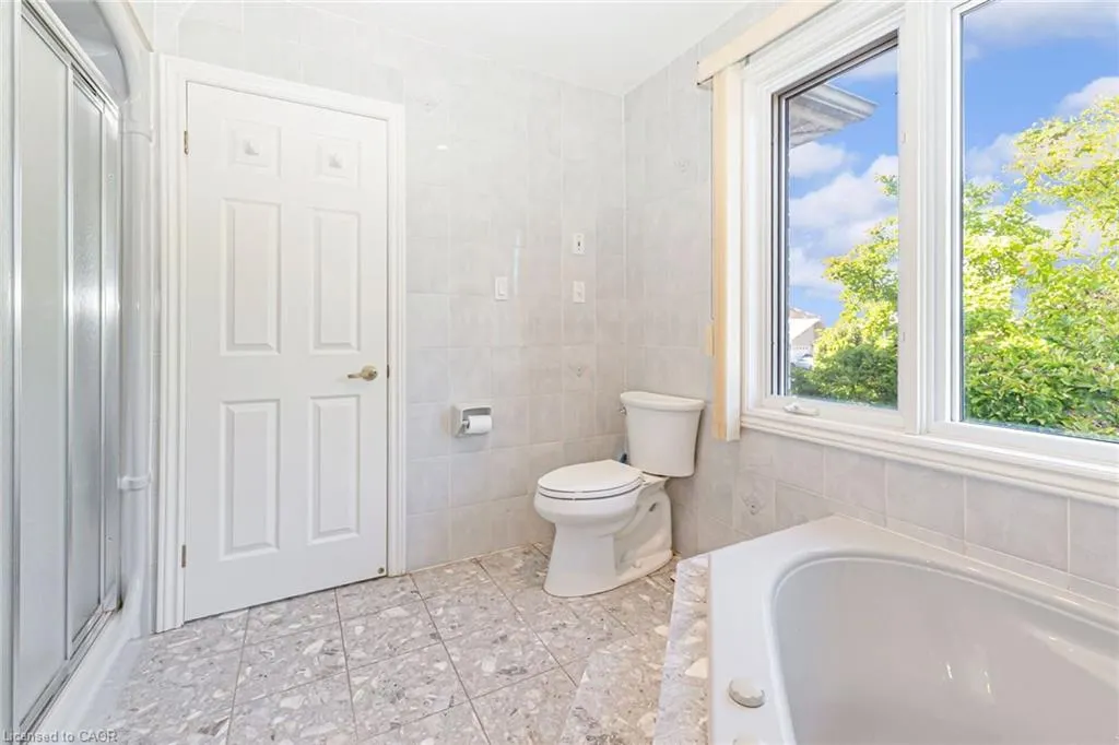 126 Montmorency Drive