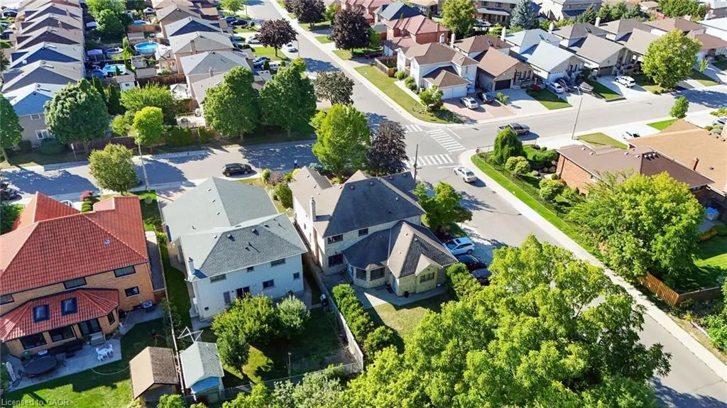 126 Montmorency Drive