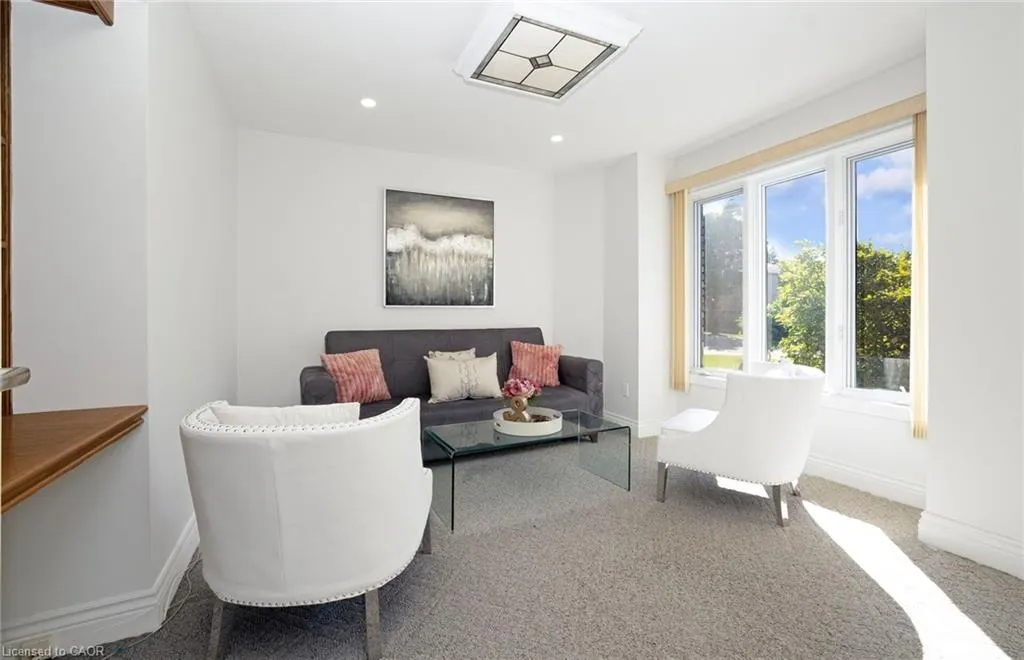 126 Montmorency Drive