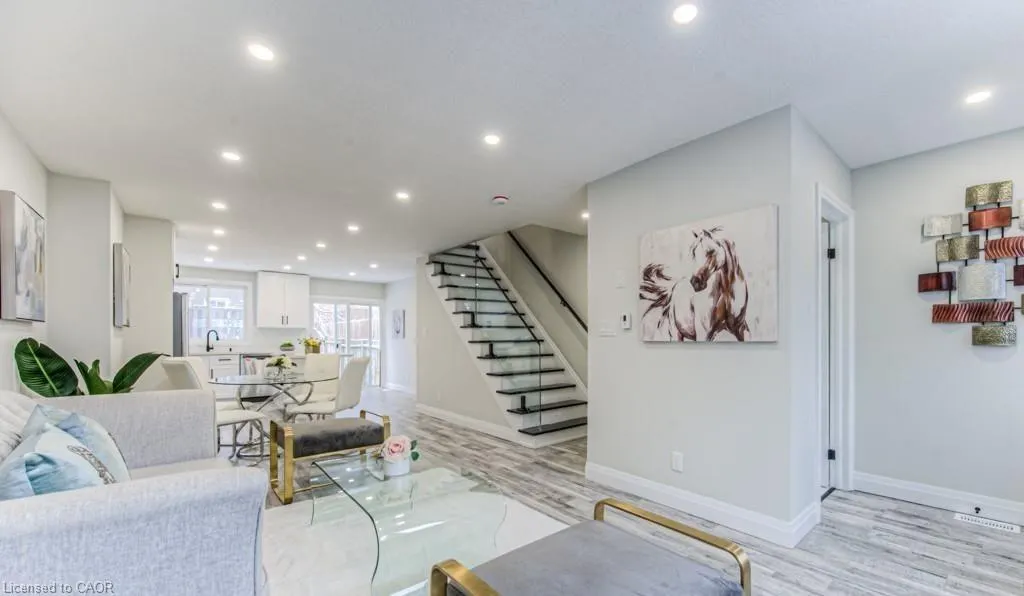 152 Overlea Drive