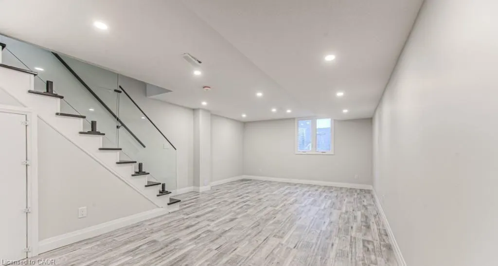 152 Overlea Drive